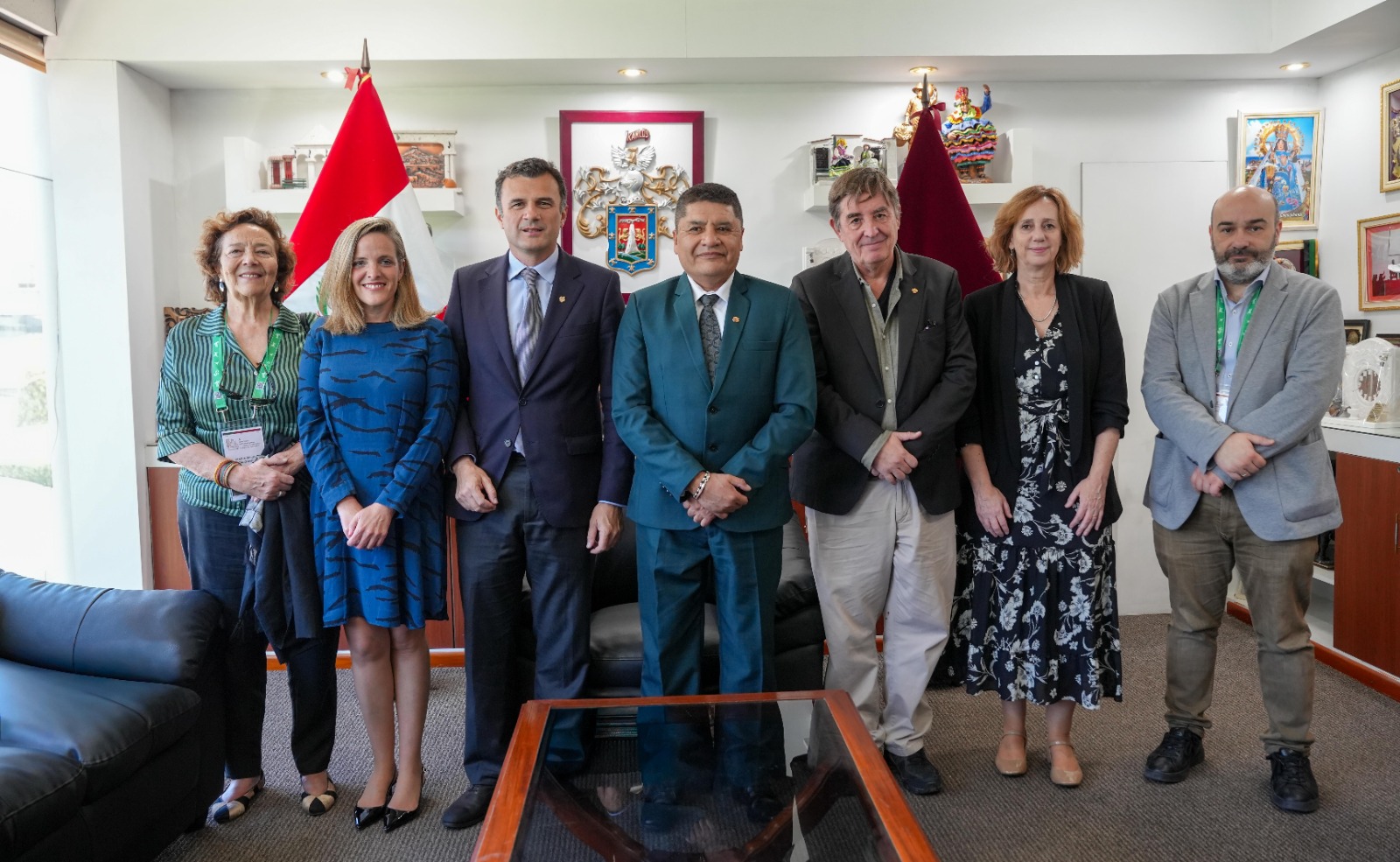 Cádiz y Arequipa firman un protocolo de hermanamiento