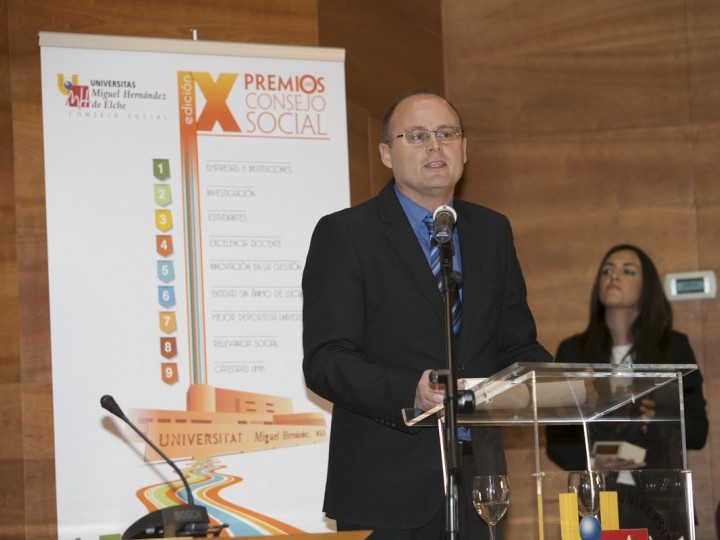 El Premio de Estudios Constitucionales recae en José Antonio Pérez Juan