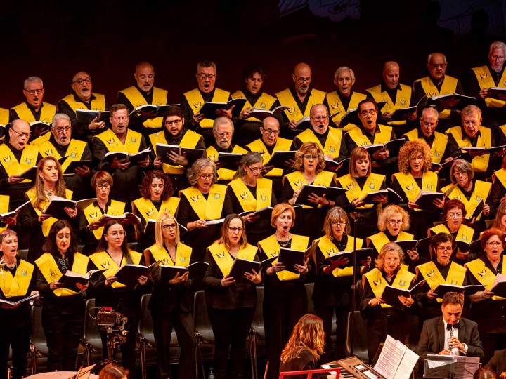 La coral de la UCA y el Coro Iberoamericano de Madrid se unen en concierto